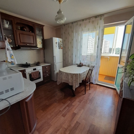 
   Продам 2-комнатную, 56 м², Маршала Жукова ул, к 2

. Фото 4.