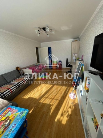 
  Продается 2-комн. квартира, 56.3 м², Строителей ул
. Фото 7.
