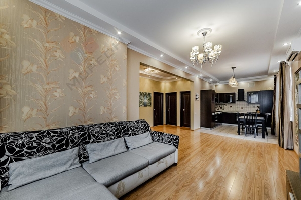 
   Продам дом, 245 м², Краснодар

. Фото 8.