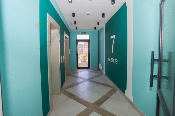 
   Продам 1-комнатную, 36.5 м², Западный Обход ул, 39/1к3

. Фото 17.