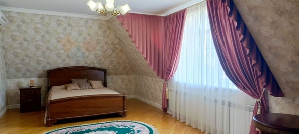 
   Продам дом, 334 м², Краснодар

. Фото 10.