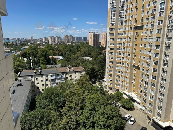 
   Продам 2-комнатную, 77.4 м², Филатова ул, 19

. Фото 13.