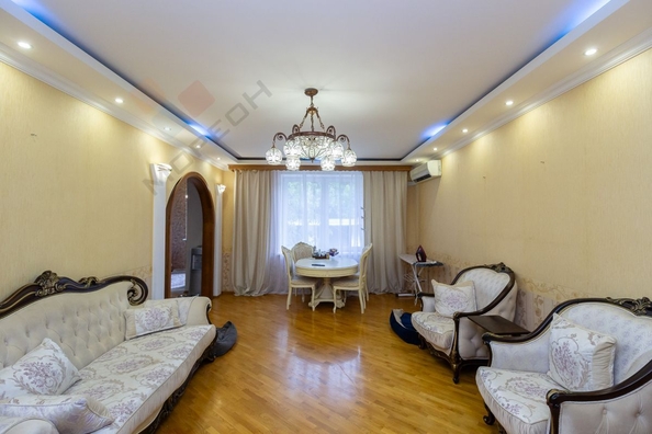 
   Продам 2-комнатную, 81.3 м², Сормовская ул, 167/1

. Фото 7.