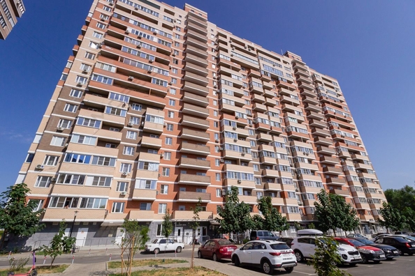 
   Продам 1-комнатную, 38.7 м², Гидростроителей ул, 59/2лит1

. Фото 1.