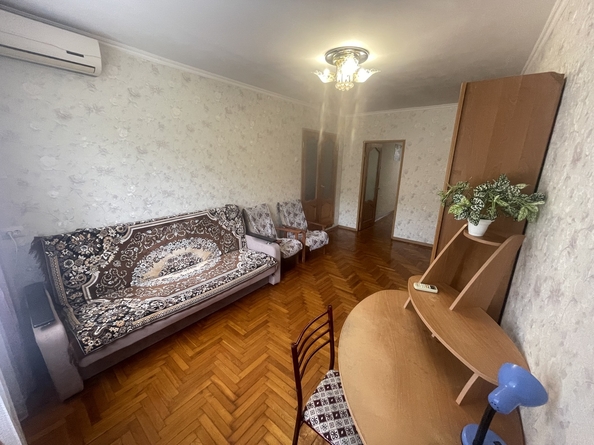 
   Продам 3-комнатную, 60 м², Краснозеленых ул, 7

. Фото 5.