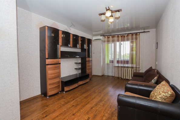 
   Продам 1-комнатную, 34.9 м², Дунайская ул, 54

. Фото 1.