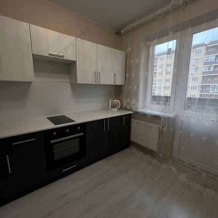 
   Продам 1-комнатную, 34.4 м², Петра Метальникова ул, 40

. Фото 3.