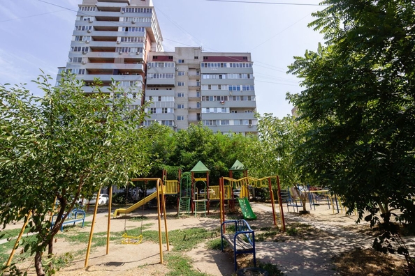 
   Продам 1-комнатную, 35.5 м², Стасова ул, 183/1

. Фото 24.