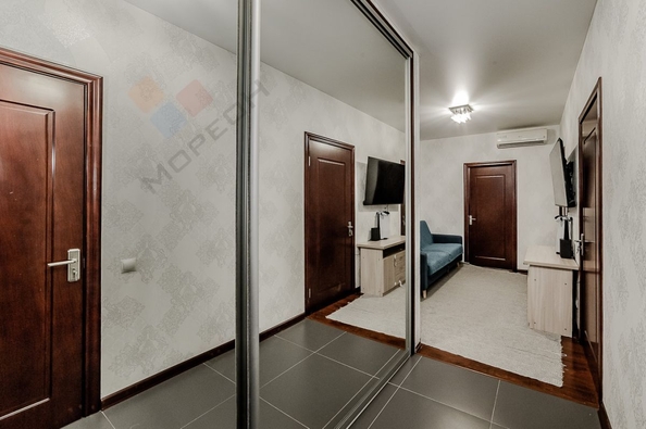 
   Продам 2-комнатную, 57.1 м², Средняя ул, 81/3

. Фото 15.