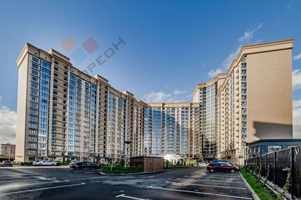 
   Продам 1-комнатную, 67 м², Дзержинского ул, 95

. Фото 2.