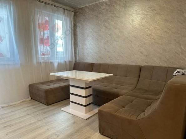 
   Продам 1-комнатную, 37.6 м², Адмиралтейский б-р, 3к2

. Фото 3.