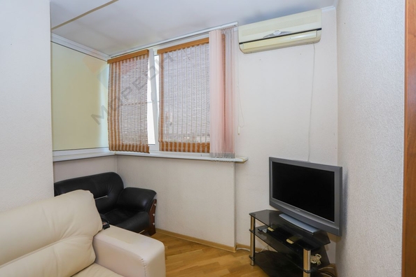 
   Продам 3-комнатную, 79.6 м², Уральская ул, 13

. Фото 11.