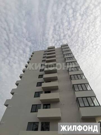 
   Продам 1-комнатную, 37.2 м², Амбровая ул, 10

. Фото 1.