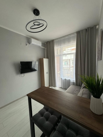 
   Продам 1-комнатную, 18 м², Ленина ул, 290/6

. Фото 1.