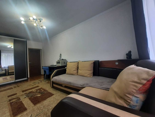 
   Продам 2-комнатную, 47 м², Крымская ул, 216

. Фото 4.