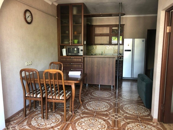 
   Продам 3-комнатную, 84 м², Родниковая ул, 23

. Фото 1.