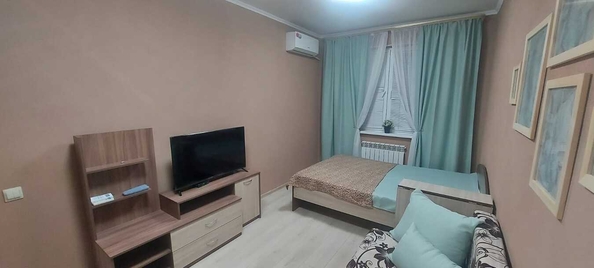 
   Продам 1-комнатную, 32 м², Парковая ул, 64Ак3

. Фото 5.