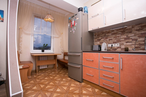 
   Продам 2-комнатную, 46 м², Верхнеизвестинская ул, 26

. Фото 16.