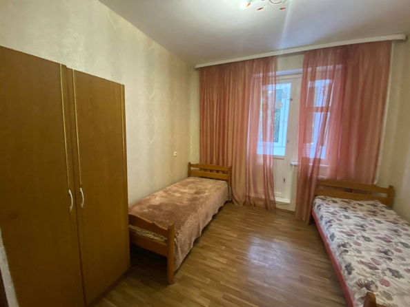 
   Продам 3-комнатную, 75.7 м², Победы ул, 111

. Фото 15.