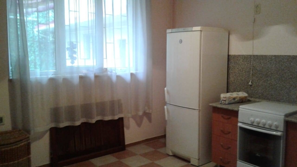 
   Продам 6-комнатную, 238 м², Макаренко ул, 6/2

. Фото 9.