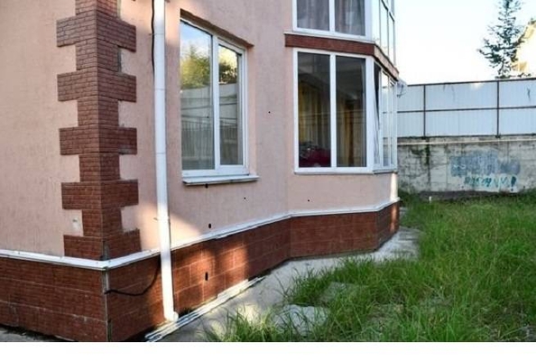 
   Продам 2-комнатную, 46.9 м², Чайкиной ул, 9/18

. Фото 1.