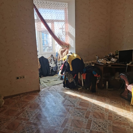 
   Продам 3-комнатную, 74 м², Есауленко ул, 8

. Фото 4.