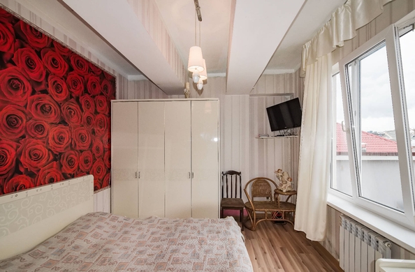 
   Продам 3-комнатную, 75 м², Макаренко ул, 6/1

. Фото 5.