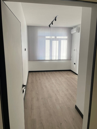 
   Продам 1-комнатную, 38 м², Возрождения ул, 17/1

. Фото 1.