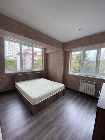 
   Продам 2-комнатную, 42 м², Гончарова ул, 7

. Фото 2.