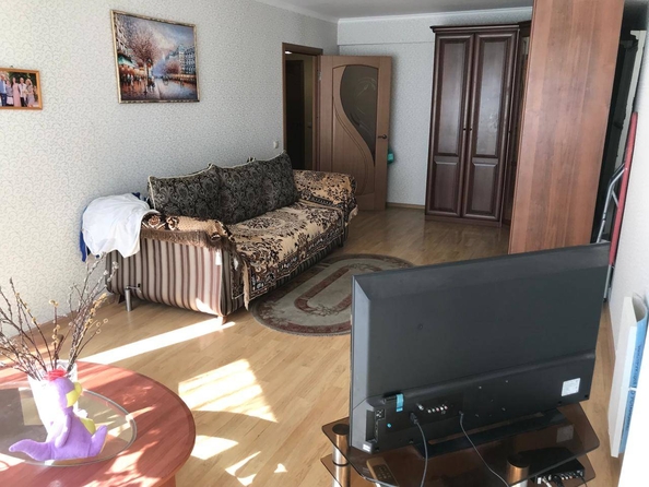 
   Продам 2-комнатную, 78.9 м², Урожайная ул, 71Ак2

. Фото 8.