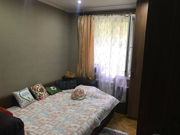 
   Продам 3-комнатную, 80 м², Вишневая ул, 17

. Фото 8.