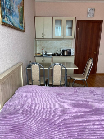 
   Продам 2-комнатную, 49 м², Просвещения ул, 84

. Фото 15.