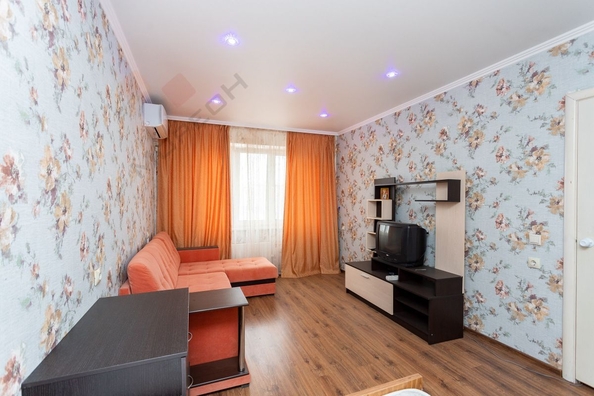 
   Продам 1-комнатную, 34.9 м², Черкасская ул, 129

. Фото 1.