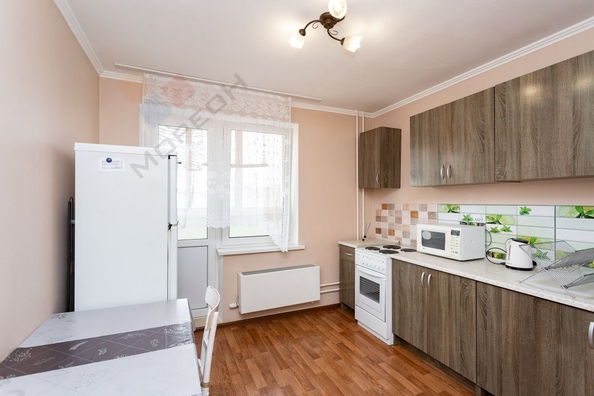 
   Продам 1-комнатную, 34.9 м², Черкасская ул, 129

. Фото 6.