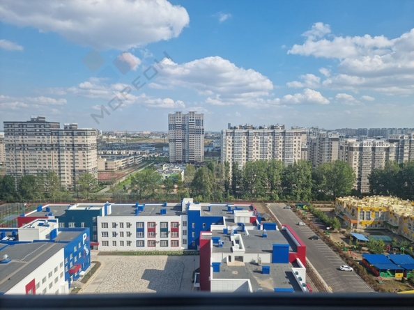 
   Продам 1-комнатную, 37.1 м², Григория Булгакова ул, 8к1

. Фото 1.