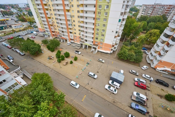 
   Продам 3-комнатную, 80.9 м², Академика Лукьяненко П.П. ул, 16/1

. Фото 13.