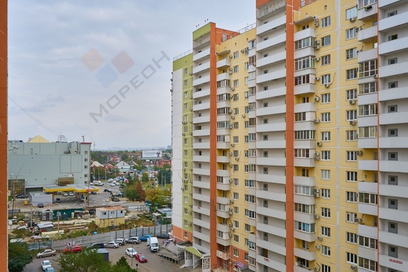 
   Продам 3-комнатную, 80.9 м², Академика Лукьяненко П.П. ул, 16/1

. Фото 14.