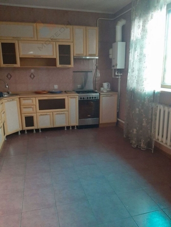 
   Продам дом, 180 м², Краснодар

. Фото 16.