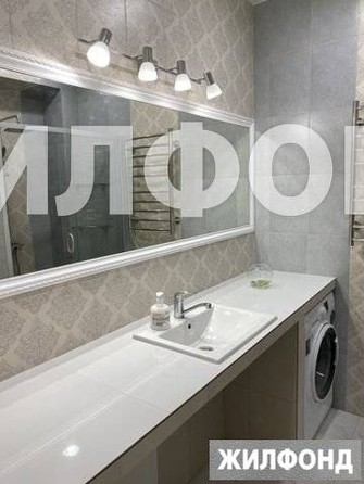 
   Продам 3-комнатную, 56 м², Ульянова ул, 122

. Фото 9.