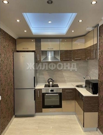 
   Продам 3-комнатную, 87 м², Гастелло ул, 41/3

. Фото 8.