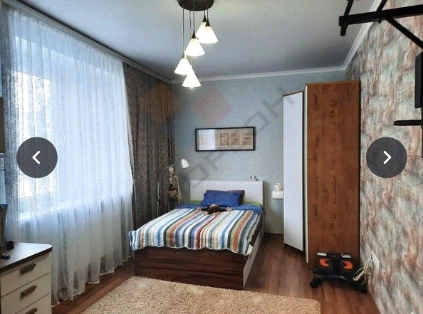 
   Продам 3-комнатную, 80 м², Героя Яцкова И.В. ул, 12

. Фото 4.