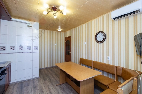 
   Продам 3-комнатную, 73.6 м², Ставропольская ул, 170

. Фото 44.