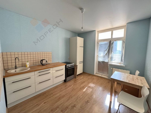 
   Продам 1-комнатную, 38.5 м², Восточно-Кругликовская ул, 22/3

. Фото 1.