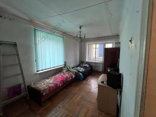 
   Продам 2-комнатную, 41.1 м², Орджоникидзе ул, 1

. Фото 3.