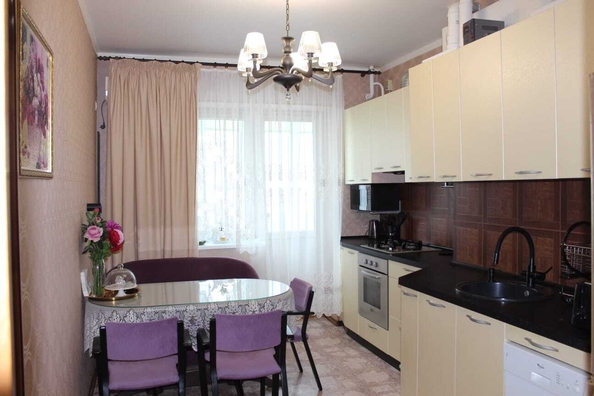 
   Продам 3-комнатную, 85 м², Ленина ул, 178к1

. Фото 2.