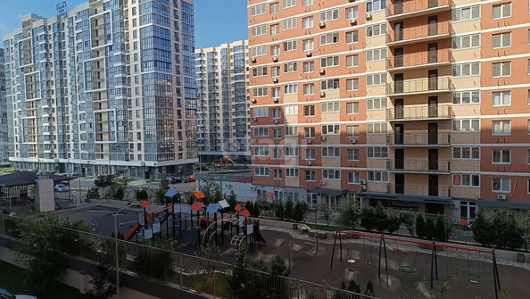 
   Продам 1-комнатную, 34 м², Западный Обход ул, 39/2  3

. Фото 26.