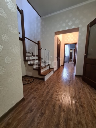 
   Продам 4-комнатную, 147.7 м², Западно-Кругликовская ул, 9/3

. Фото 3.