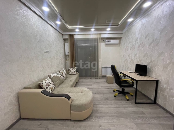 
   Продам 1-комнатную, 38.5 м², Командорская ул, 3/2

. Фото 1.