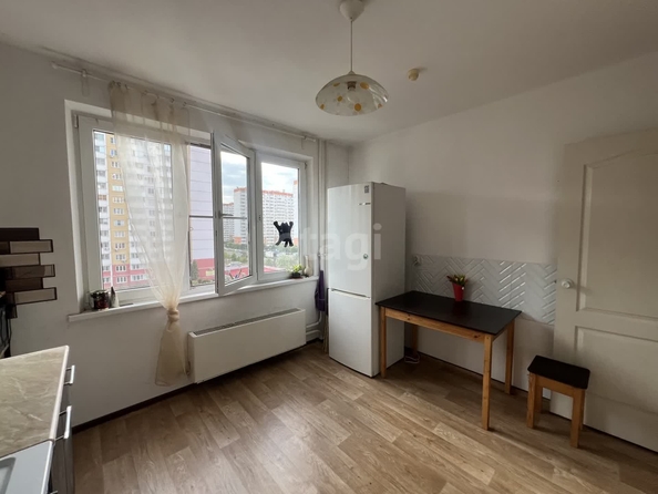 
   Продам 3-комнатную, 84.1 м², Черкасская ул, 72

. Фото 17.