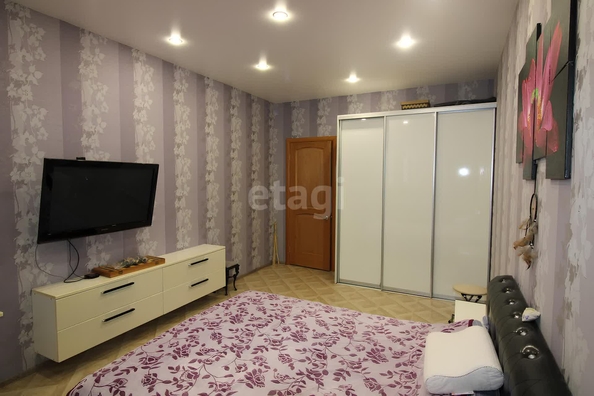 
   Продам 3-комнатную, 92 м², Черкасская ул, 107

. Фото 4.